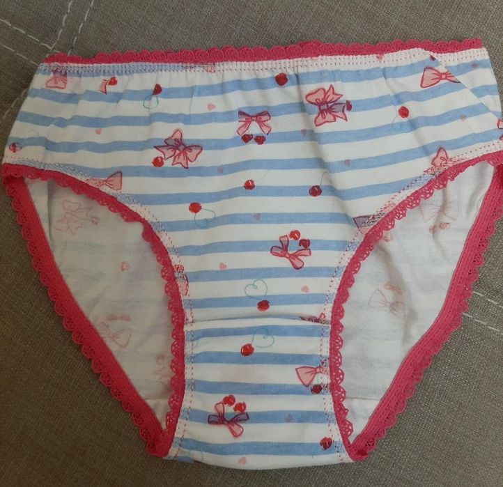 Трусики для девочки, 8-9лет
