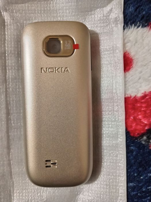 Nokia C2-01 има 3G