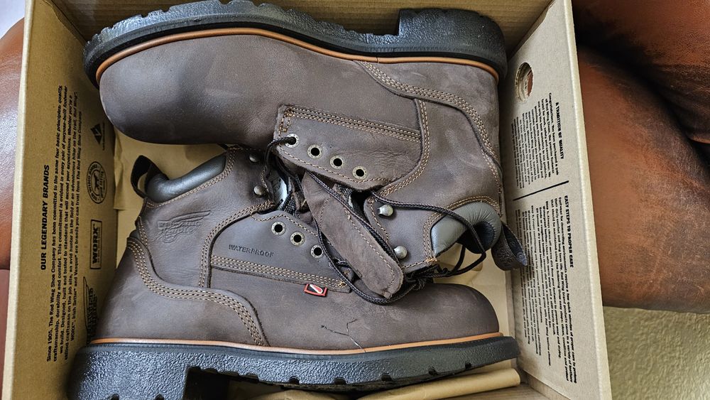 Red Wings 41 размер Новый made in USA