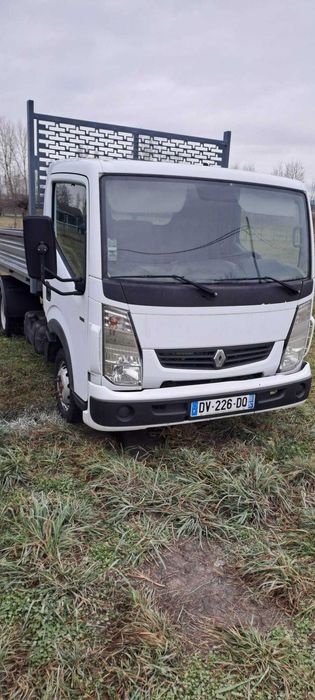 Renault Maxity(Nissan Cabstar), an 2009, 120 cp