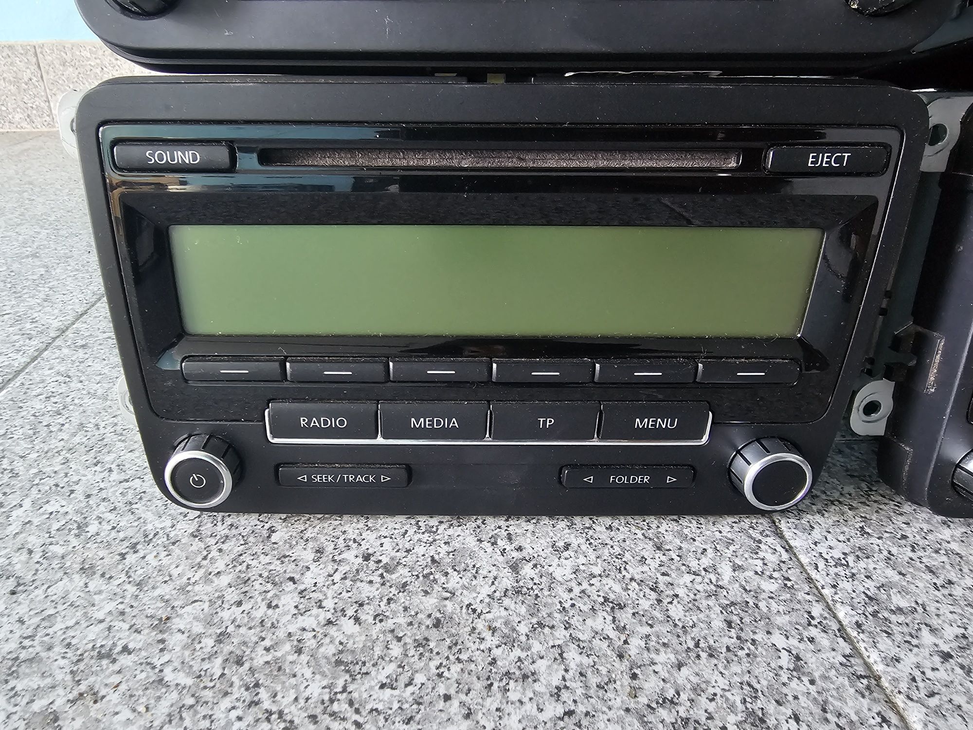 Radio CD Mp3 Casetofon original Volkswagen Tiguan Golf Passat Touran