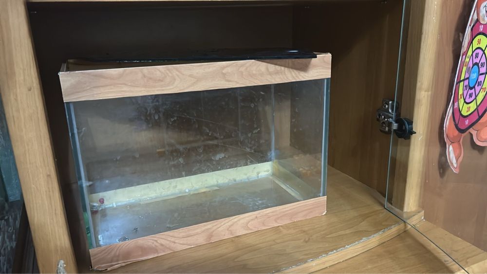 Продам аквариум для рыбок