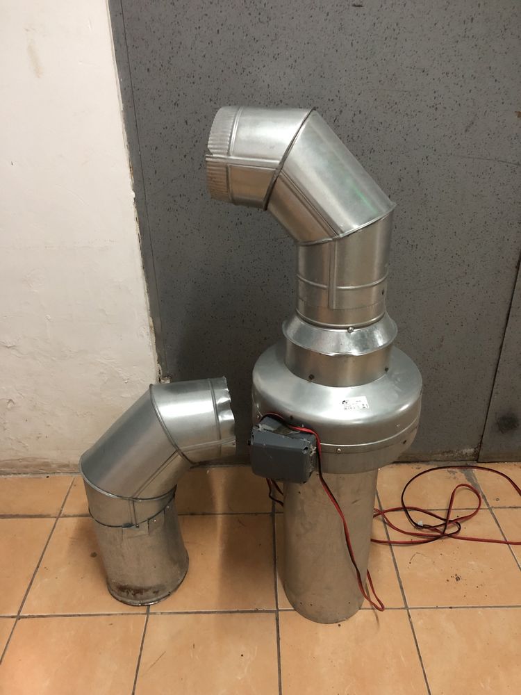 Вытяжка жестяная 220*240 V