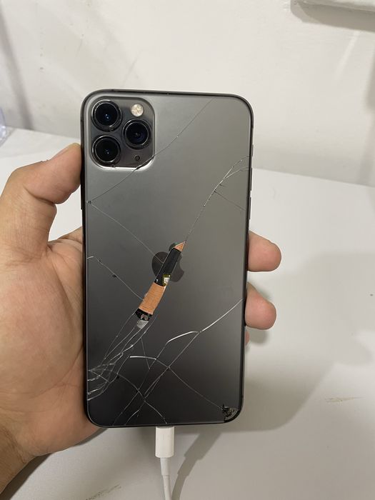 iPhone 11 pro max srochna