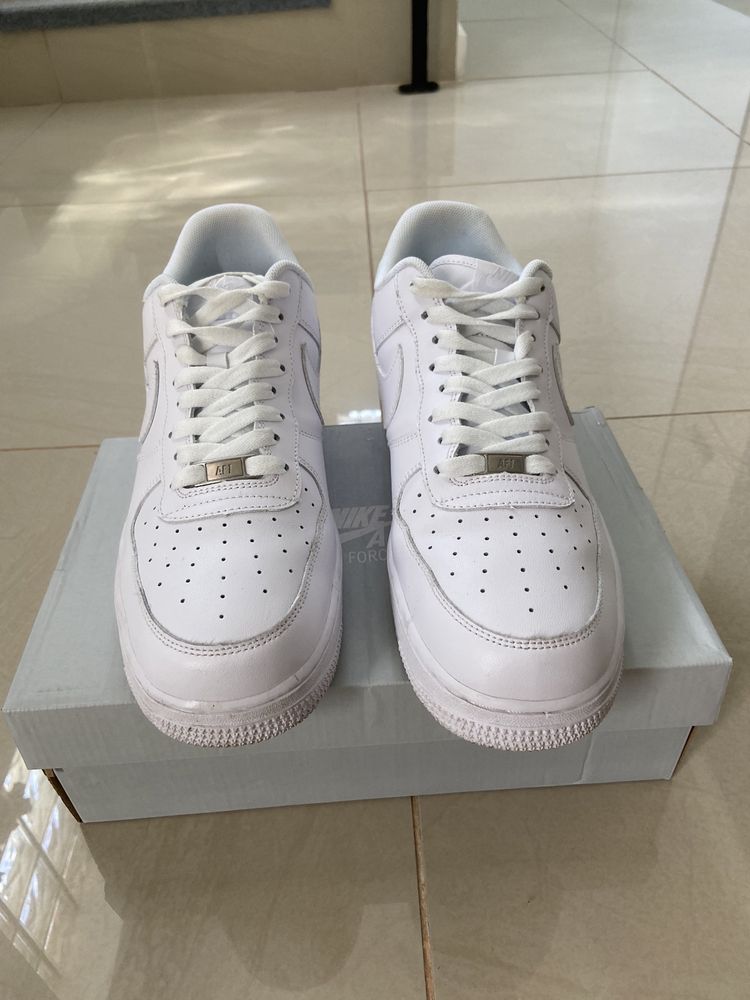 air force 1 triple white marimea 45