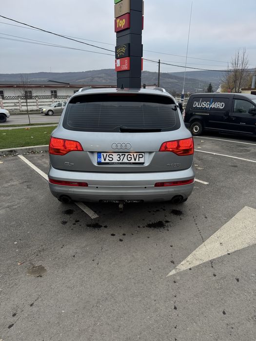 Audi q7 3.0 4x4 fiscal pe loc