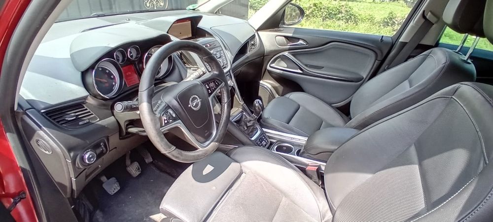 Opel zafira tourer