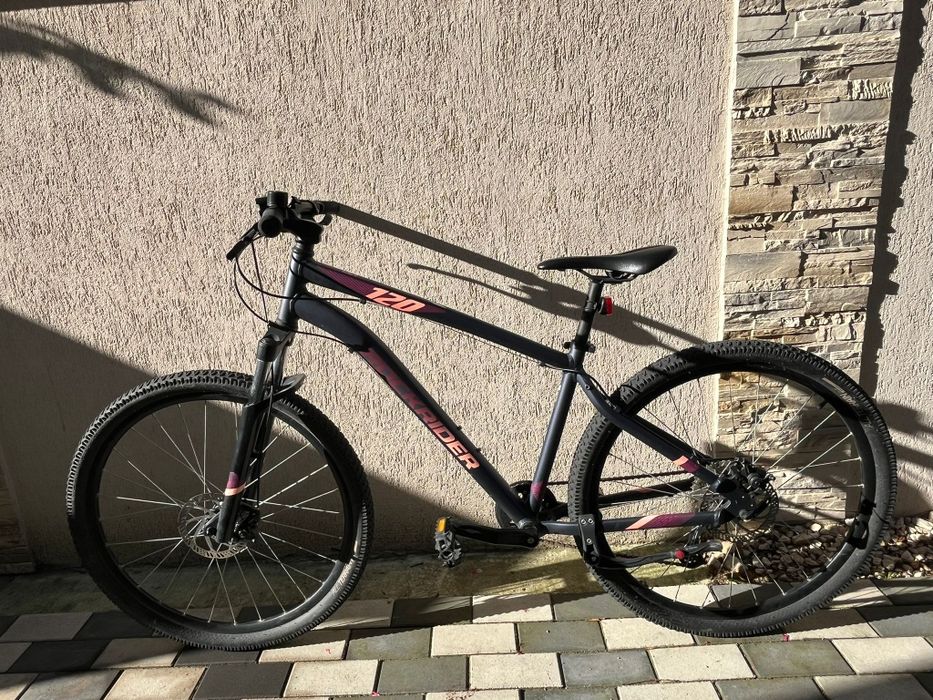 Bicicletă  în stare foarte bună.