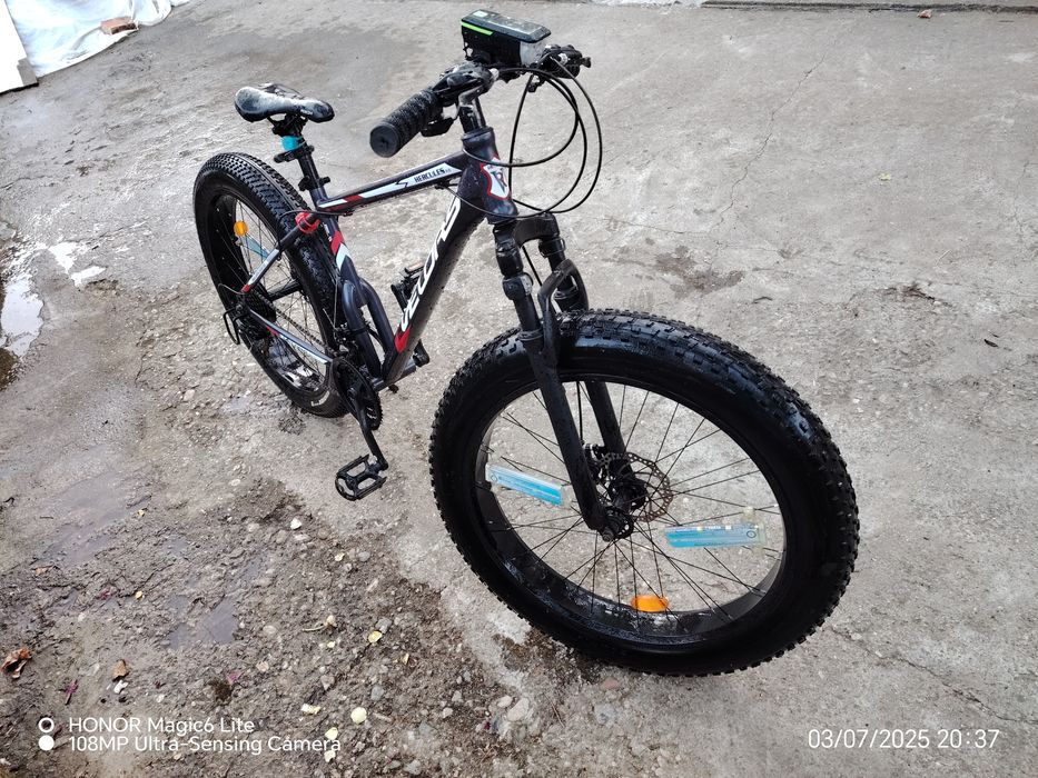 Vând bicicletă nouă