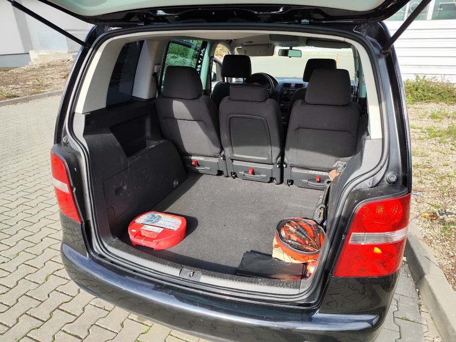 Vand Volkswagen Touran 2.0 TDI DSG 140 cp, motor BKD 2005