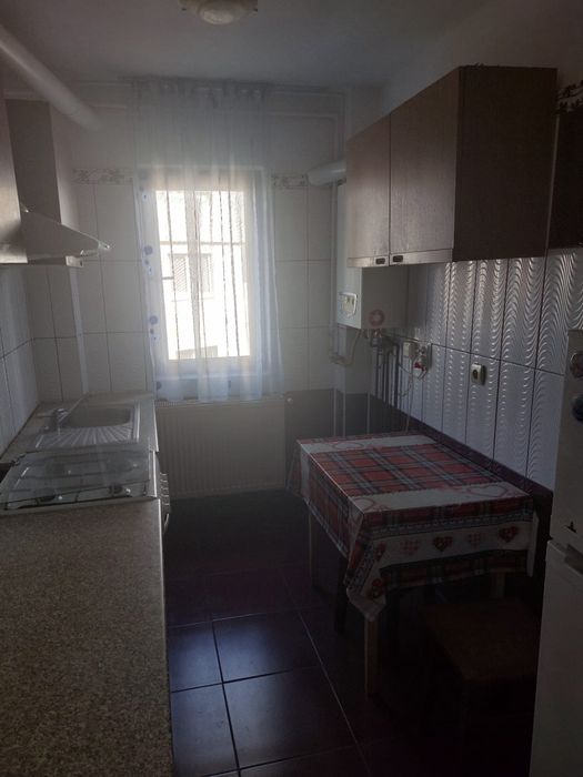 Apartament de închiriat