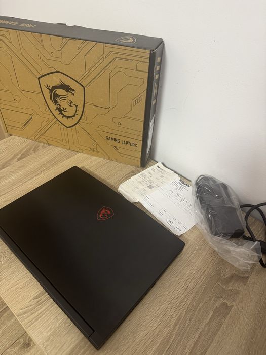 MSI KATANA 4060 ca NOU GARANTIE jumate 2027 i7-12650H RAM64 DDR5 Gamin