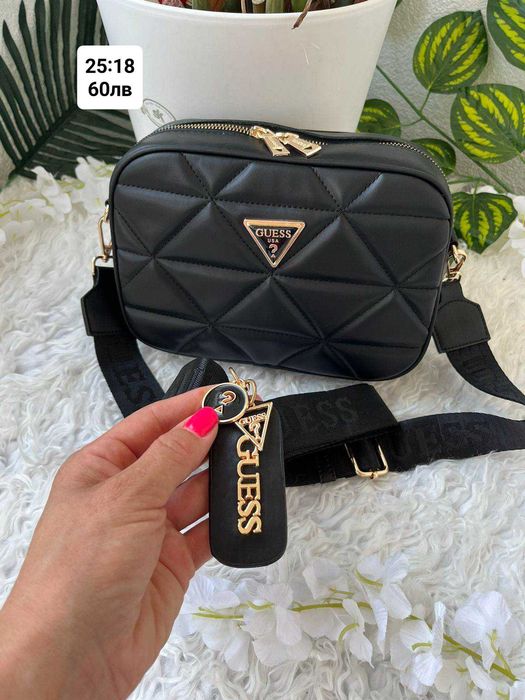 Guess чанти ,раници бъбрек