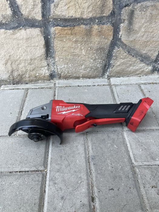 Polizor unghiular flex milwaukee m18 brushless cu variator de turatie