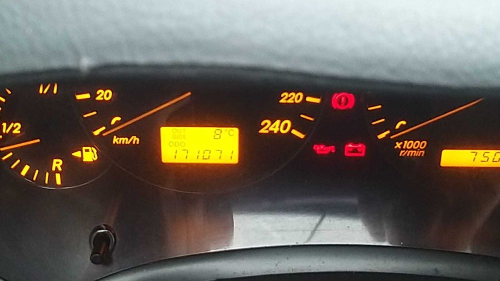 Toyota Avensis 171.000 Km