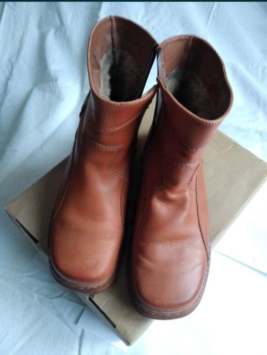 Cizme din piele naturală 100%, imblabite, cu talpa groasă din s