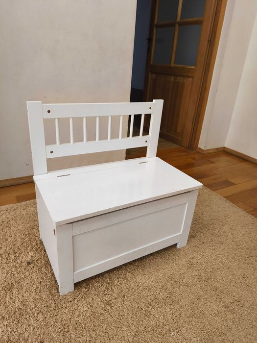 Băncuță cu spatiu depozitare copiii