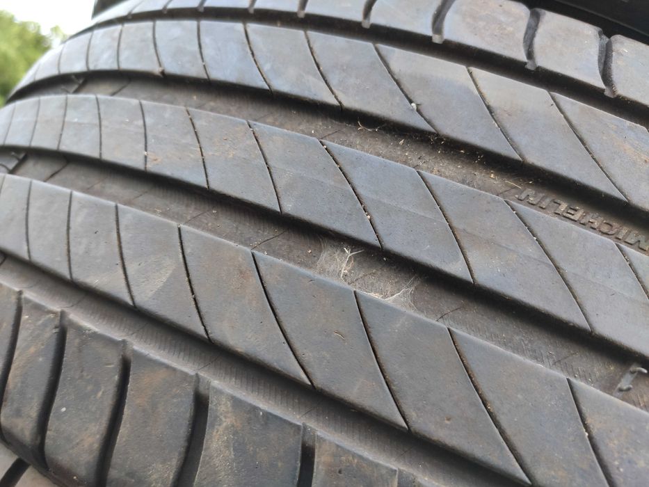2бр Летни гуми 215 60 16 - Michelin