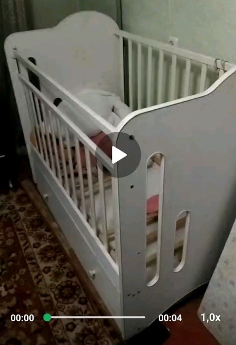 Детская кроватка