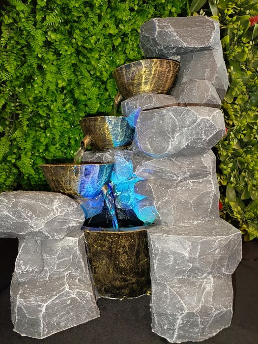 Qo‘l Mehnati Bilan Tayyorlangan Dekorativ Mini Sharshara