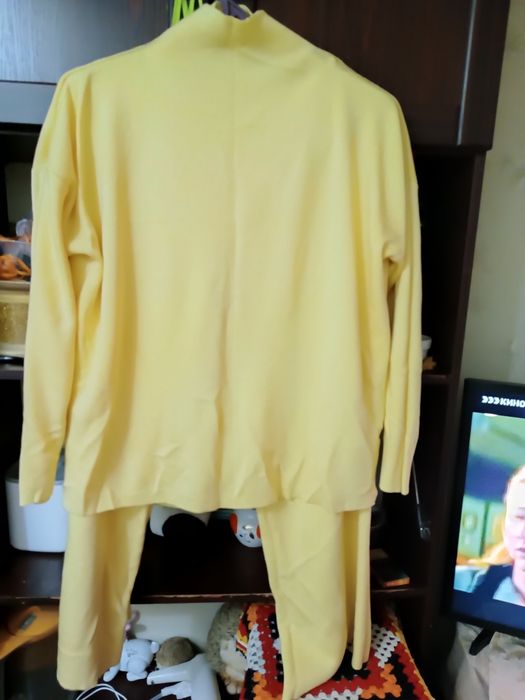 Продам костюм в идеальном состоянии