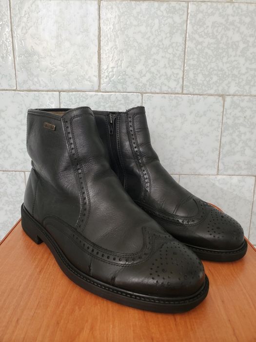 Ghete M. John piele naturală, elegante, tip brogue, fermoare YKK, 40