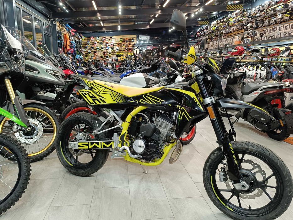 SWM SM 125R ABS Yellow -noua -pt A1-livrare EST BIKE Campina
