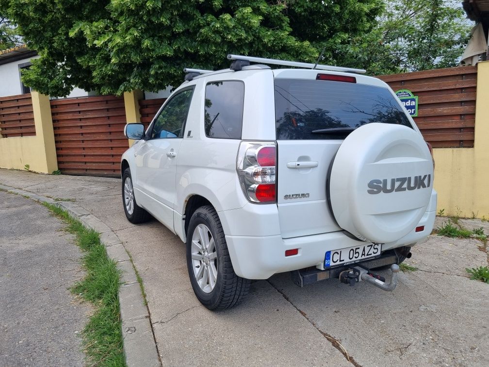 Suzuki Grand Vitara 1.6 benzina an 2007 4x4, ac. editie limitata