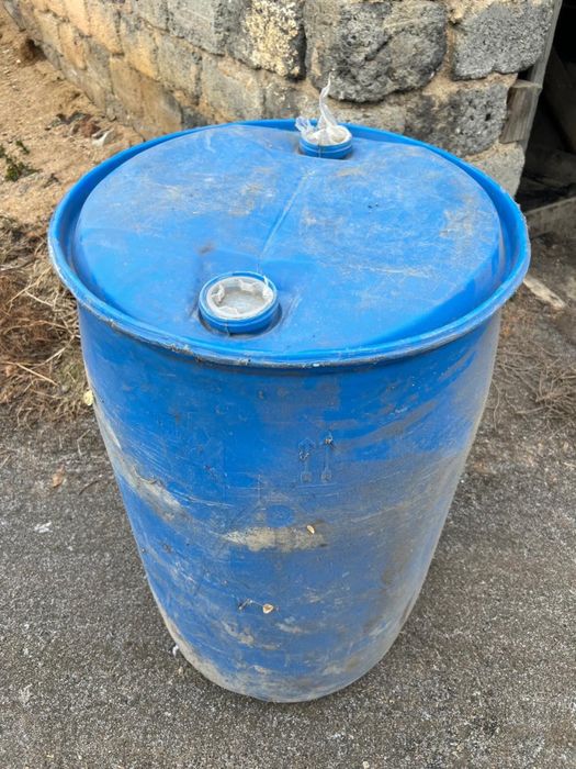 Продам бочку для воды