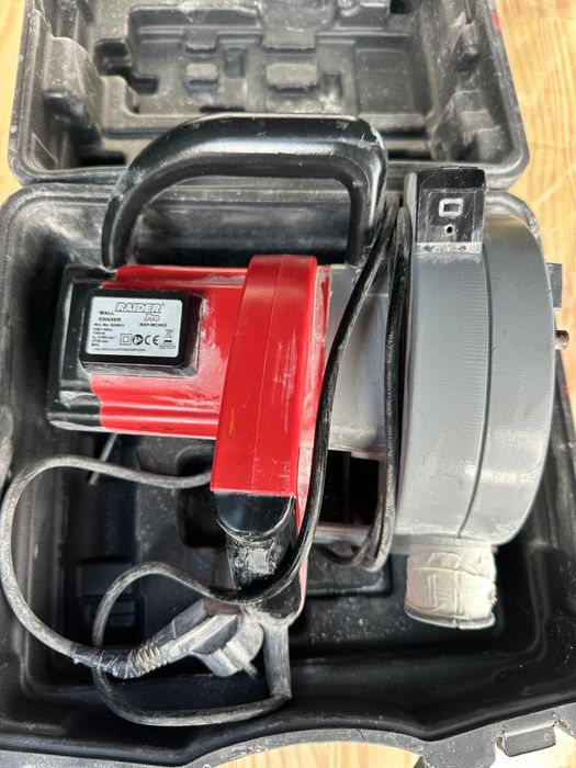 Masina de frezat/taiat canale pereti/podele Raider RDP-WCH02, 1700W