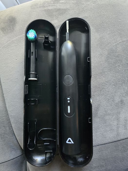 periuta dinti electrica