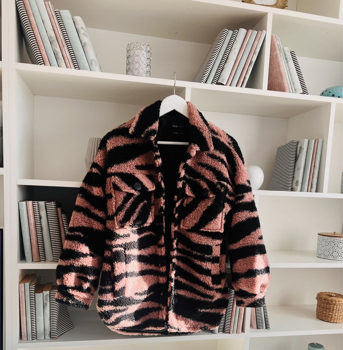 Jachetă geaca călduroasă