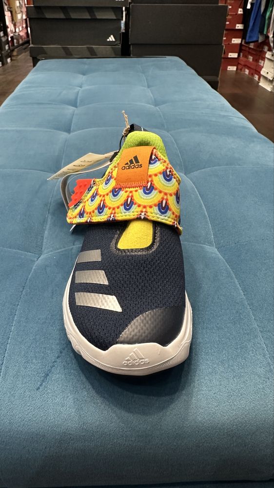 28;30;32;33 Adidas Suru365 | Оригинални детски маратонки