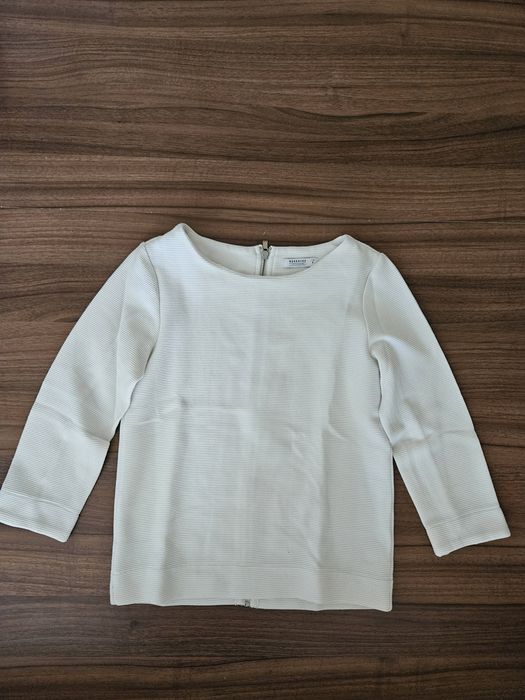 Bluza alba cu fermoar la spate