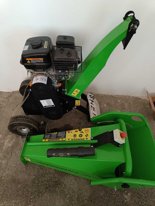 Професионална дробилка за клони MÜLLER PRO