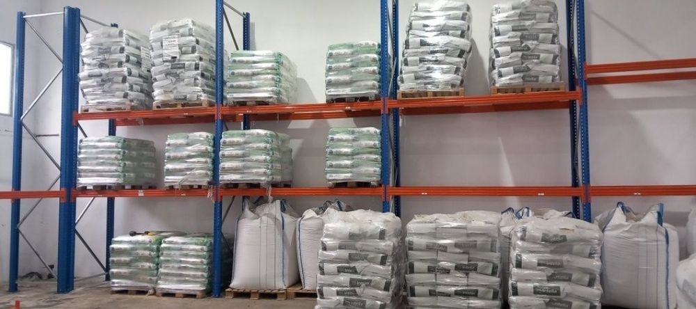 Rafturi metalice depozitare marfa 6