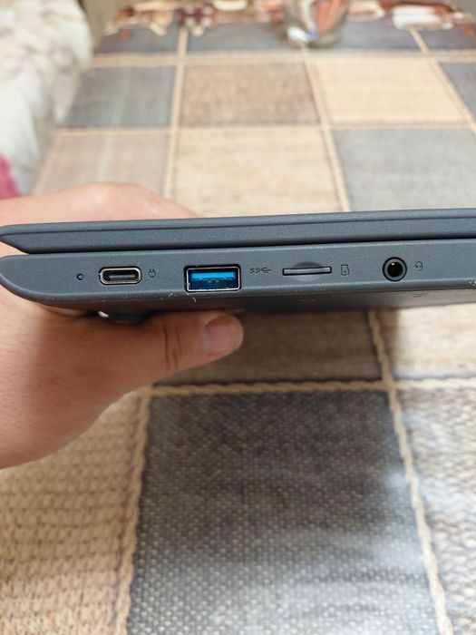 Лаптоп Lenovo 100e hromebook (2nd Gen)
