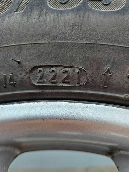 Лети  джанти  5х112  15  със  зимни  гуми  195/65/15  KUMHO