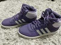 Bascheți  Adidas