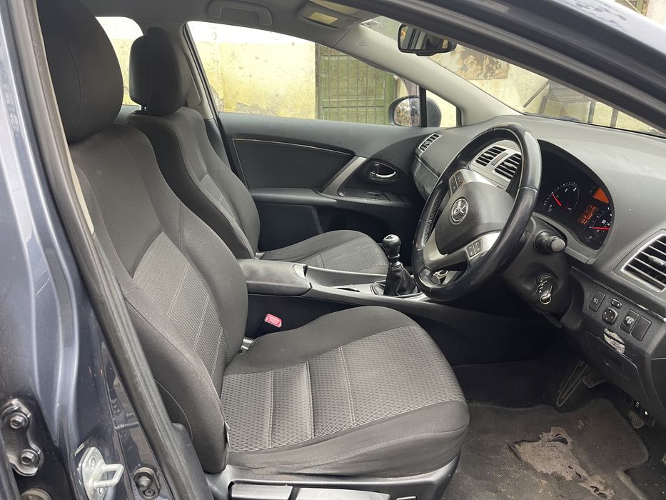 НА ЧАСТИ Toyota Avensis T27 Facelift 2013г. 2.0D-4D 124к.с