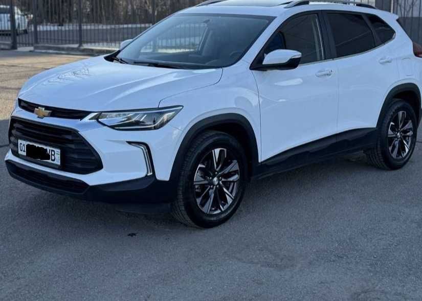 CHevrolet Tracker 2