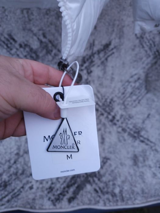 Geacă M.O.N.C.L.E.R Maya