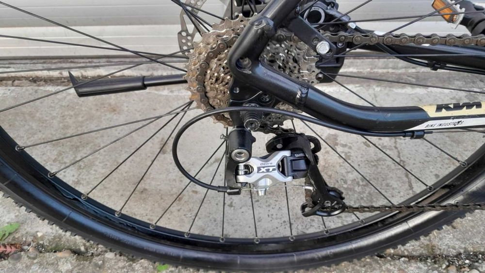 Vehicul pe 2 roti