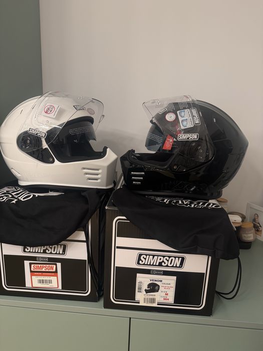Casca Simpson Venom alb/negru M