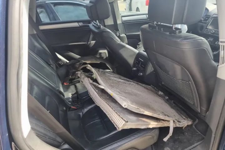 Dezmembrari VW Touareg 7P 2011 motor 3.0tdi 240cp CASA  Dezmembrez piese planetara perna compresor aripa stanga dreapta cayenne