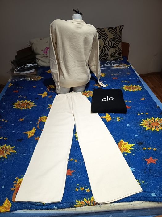 Compleu dama tricotat alo