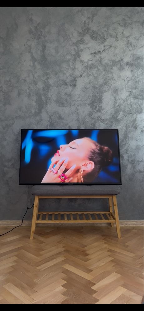 TV Samsung 4K smart 108cm Impecabil