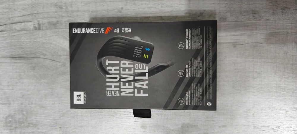 Продавам безжични блутут слушалки JBL