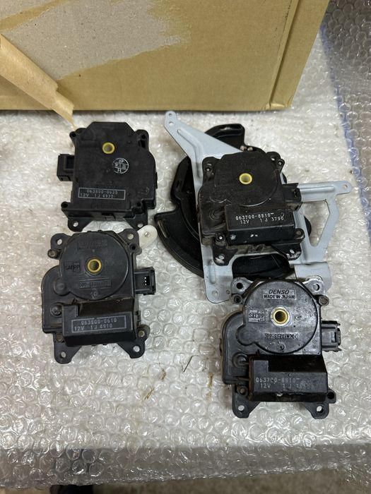 Сервопривод печки на Harrier 2 поколение