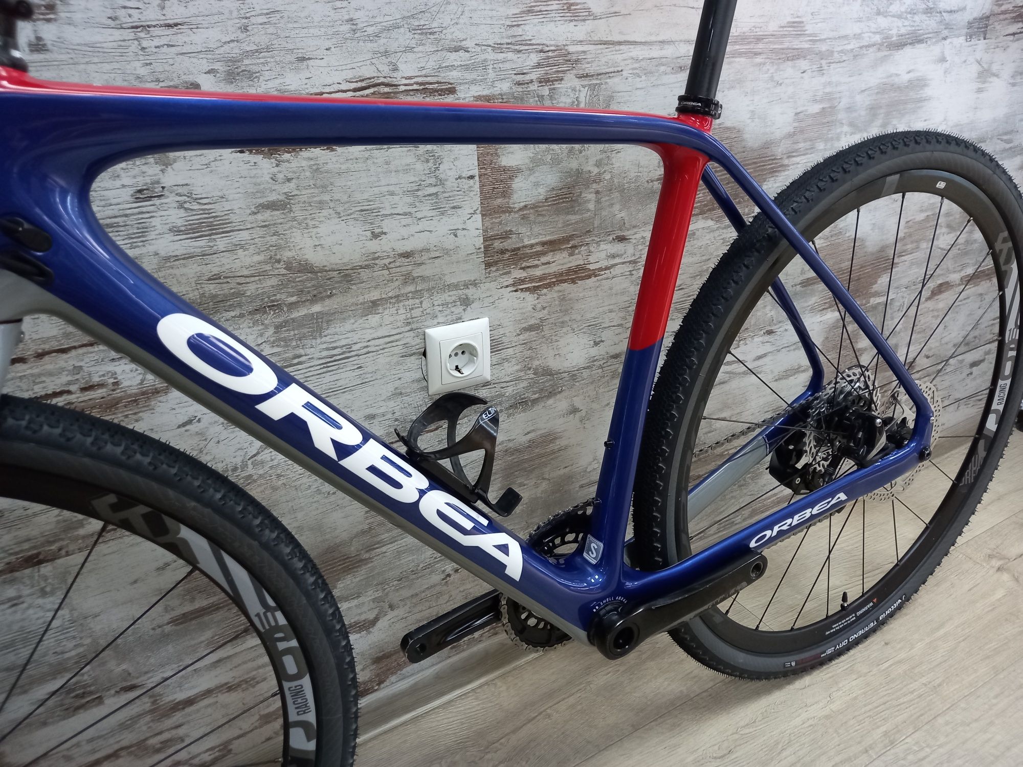 Карбонов Gravel велосипед Orbea Terra M30-D SRAM Fulcrum Tubeless